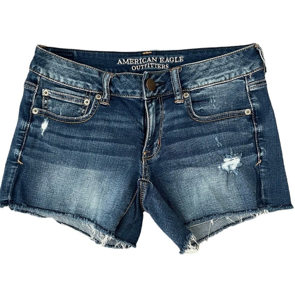 American Eagle Womens Size 6 Super Stretch Distressed Blue Jean Shorts